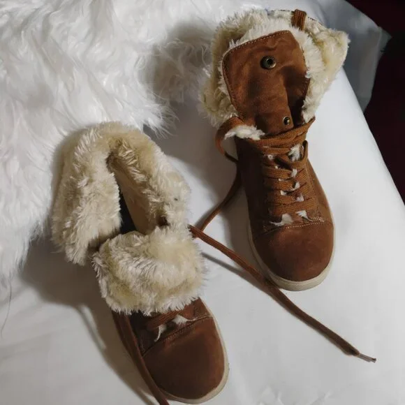 CRASH Faux Fur Lined Lace Up Winter Sneakers Brown Women’s Size 7.5 - Picture 3 of 6